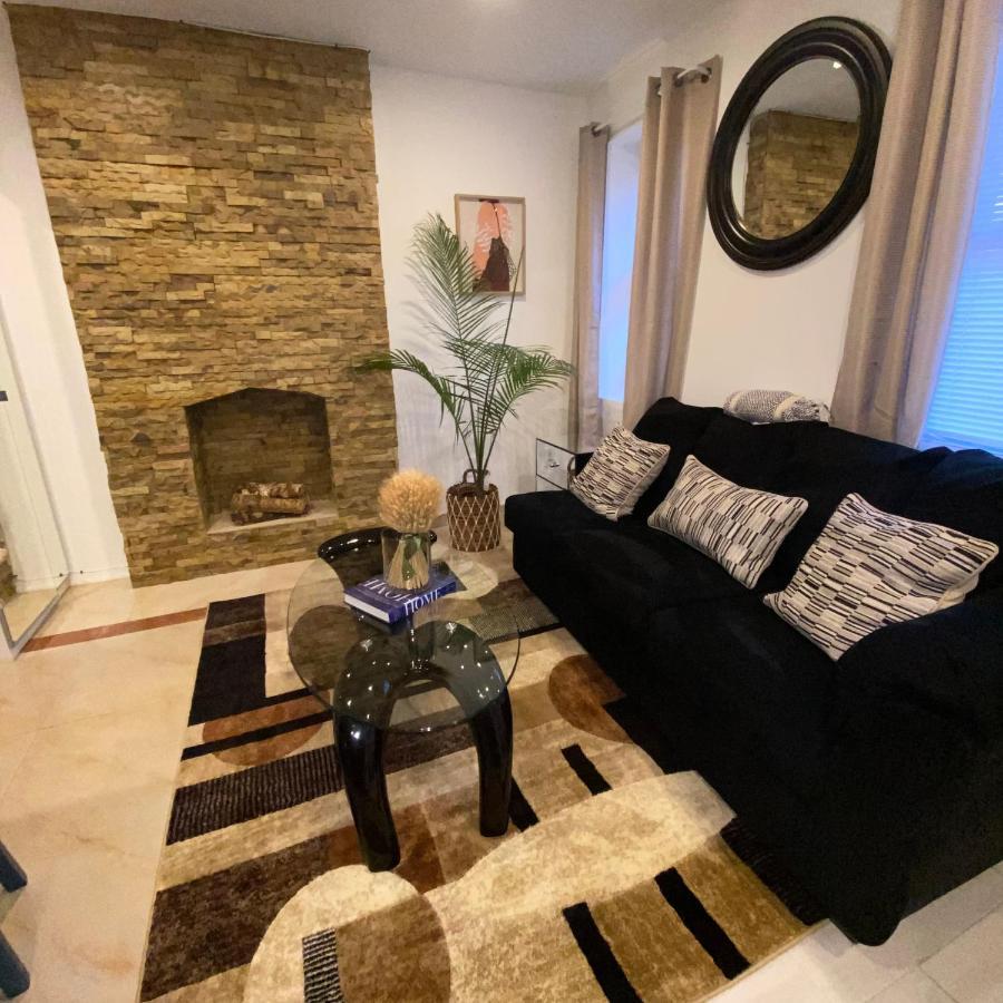 Modern Rental Brooklyn's Hidden GEM New York Buitenkant foto